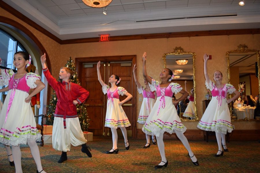Ballet Dancers at the Nutcracker Tea at O.Henry Hotel